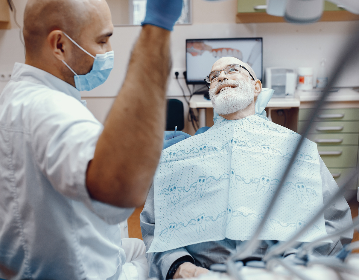 Intraoral-Scanner--Boost-Efficiency-&-Cut-Costs