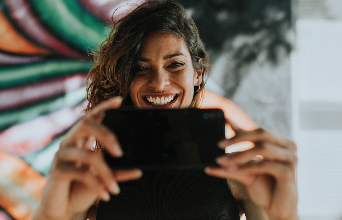 Social-Media-and-the-smile